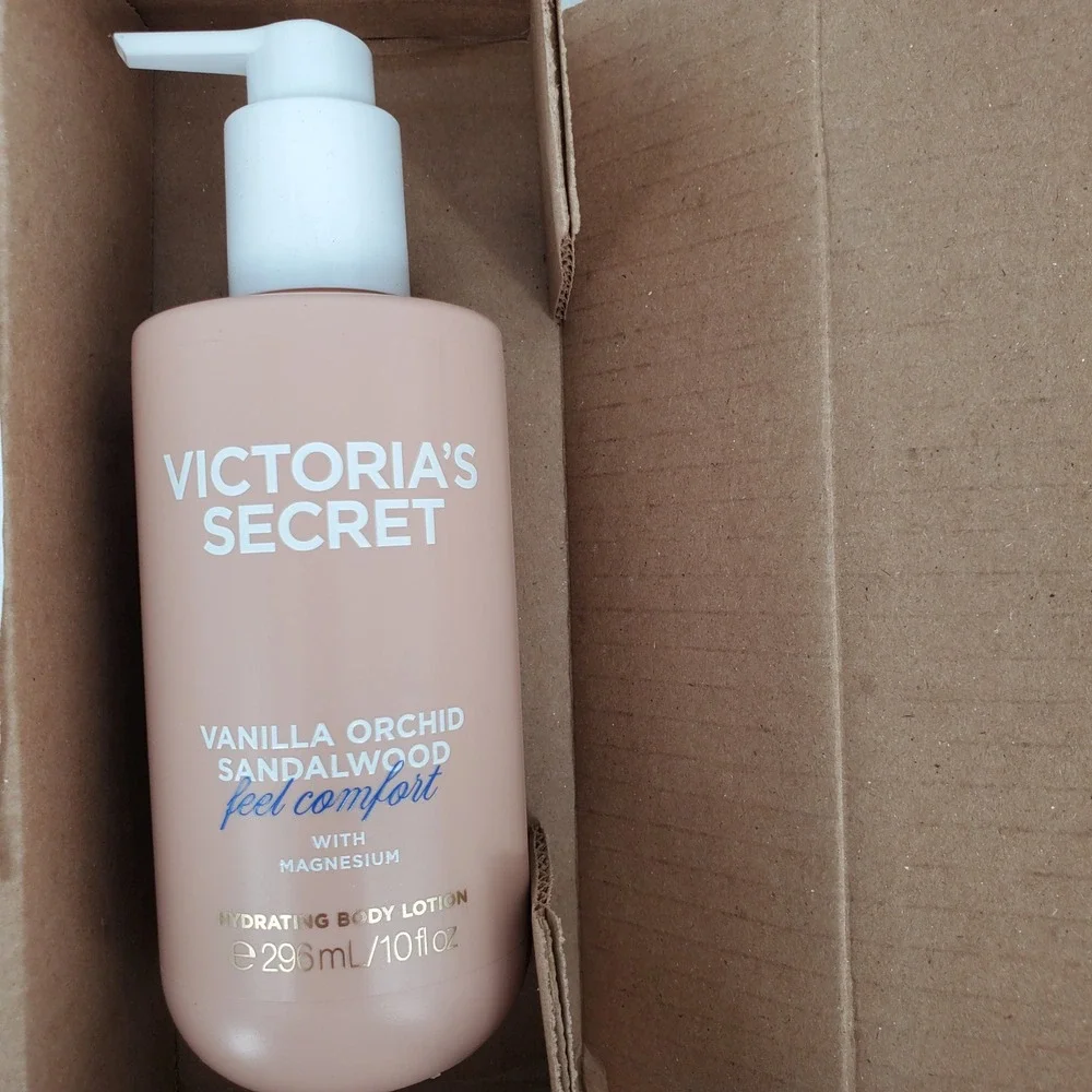 Victorias Secret Vanilla Orchid Sandalwood Feel Comfort Magnesium Body Lotion